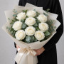 9 белых роз